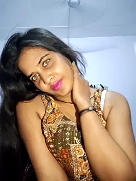 cute radhikaa online show from 06/08/26, 09:31