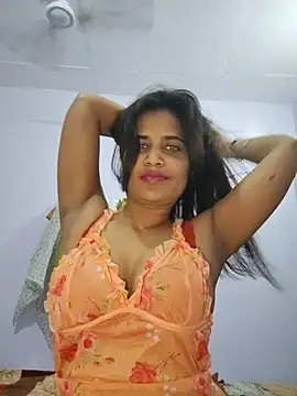 cute radhikaa online show from 07/10/26, 09:12