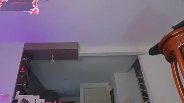 Chloe cooperr online show from 05/16/26, 10:52