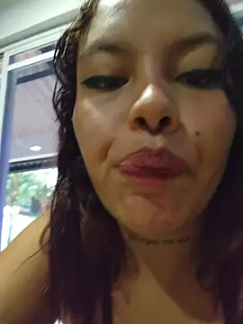 Snapshot of Yessica_Lopezz chatting on 05/26/26, 12:23 Yessica Lopezz online show from 05/26/26, 12:23