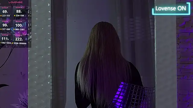 LucyLextonX online show from 09/29/25, 04:28