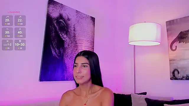 Snapshot of chelssy7 chatting on 11/04/25, 03:38 chelssy7 online show from 11/04/25, 03:38