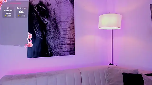 Snapshot of chelssy7 chatting on 11/26/25, 03:29 chelssy7 online show from 11/26/25, 03:29