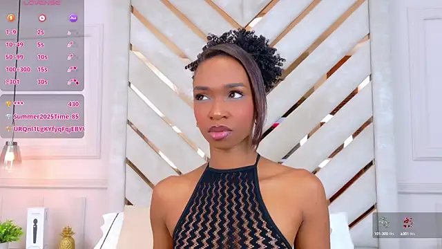 Snapshot of Agatha-Adams chatting on 09/27/25, 02:00 Agatha-Adams online show from 09/27/25, 02:00