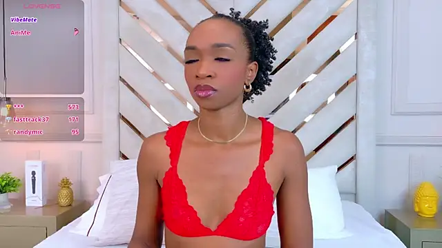 Snapshot of Agatha-Adams chatting on 09/29/25, 02:22 Agatha-Adams online show from 09/29/25, 02:22