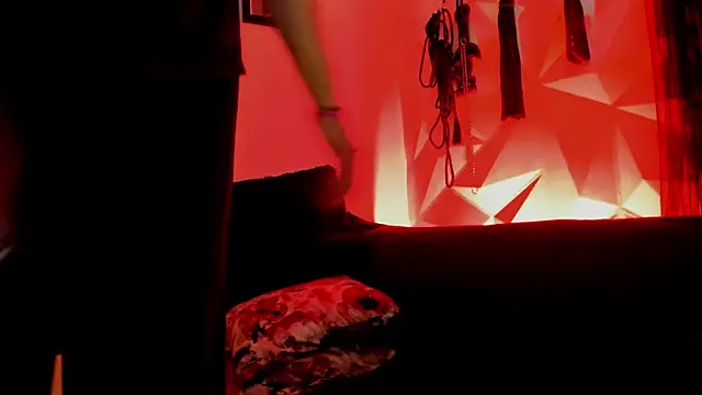 Snapshot of MistressNyx_cg chatting on 10/09/25, 02:15 MistressNyx cg online show from 10/09/25, 02:15