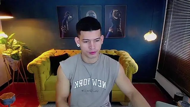 ethan rodgers online show from 10/15/25, 07:58