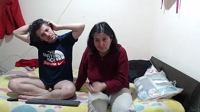 jade noah  online show from 10/15/25, 01:55