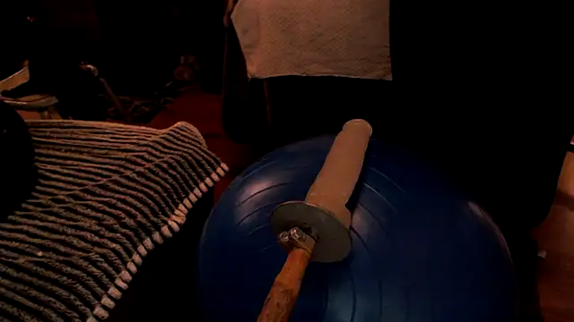 Snapshot of drieghe chatting on 09/20/25, 10:00 drieghe online show from 09/20/25, 10:00