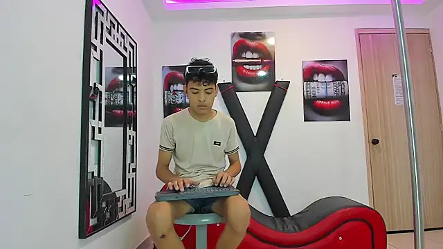 IMPERIAL GUYS01 online show from 09/10/25, 02:33