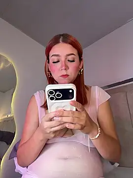 Mia Juicyberry online show from 07/03/26, 01:23