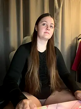 Snapshot of Cuty_Kitty chatting on 09/19/25, 08:31 Cuty Kitty online show from 09/19/25, 08:31