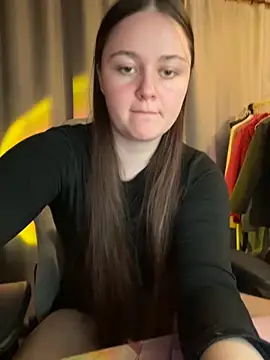 Snapshot of Cuty_Kitty chatting on 09/22/25, 04:31 Cuty Kitty online show from 09/22/25, 04:31