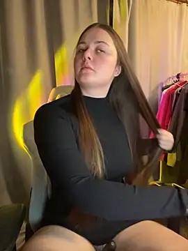 Snapshot of Cuty_Kitty chatting on 10/09/25, 12:52 Cuty Kitty online show from 10/09/25, 12:52