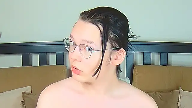 Snapshot of Derek_Carter chatting on 10/29/25, 12:40 Derek Carter online show from 10/29/25, 12:40