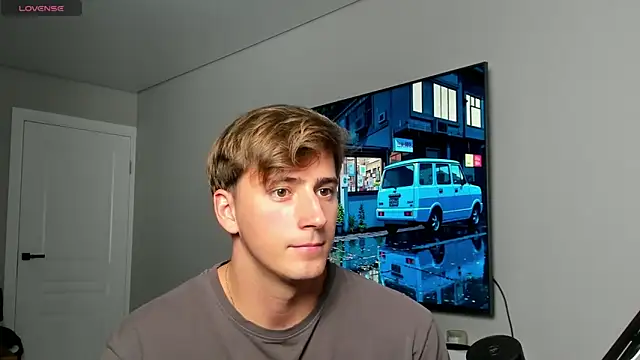 DaniHort online show from 10/10/25, 01:21