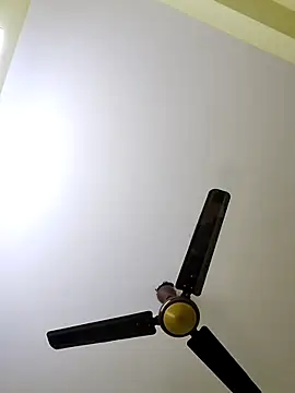 radhika2 online show from 11/05/25, 05:13