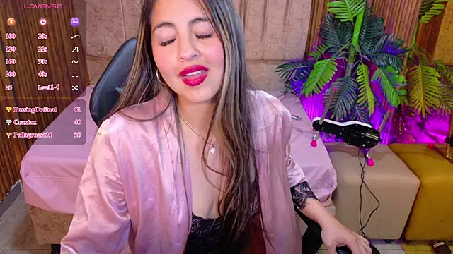 juanita tay online show from 07/28/26, 04:39