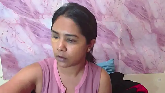 Snapshot of IndiaSexyStripper4u chatting on 11/14/25, 06:06 IndiaSexyStripper4u online show from 11/14/25, 06:06