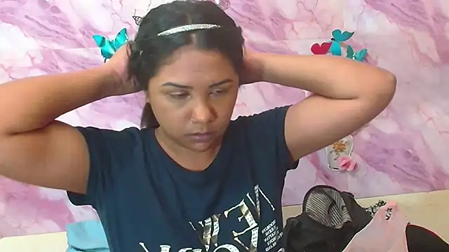 Snapshot of IndiaSexyStripper4u chatting on 11/27/25, 06:21 IndiaSexyStripper4u online show from 11/27/25, 06:21