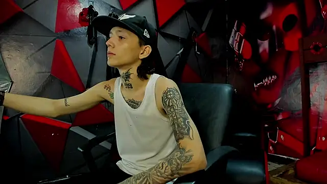 StraightBoy Nick online show from 09/15/25, 04:56