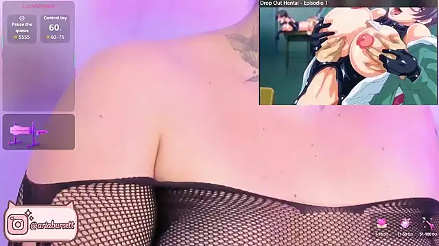 Snapshot of AriaBursett chatting on 09/24/25, 04:32 AriaBursett online show from 09/24/25, 04:32