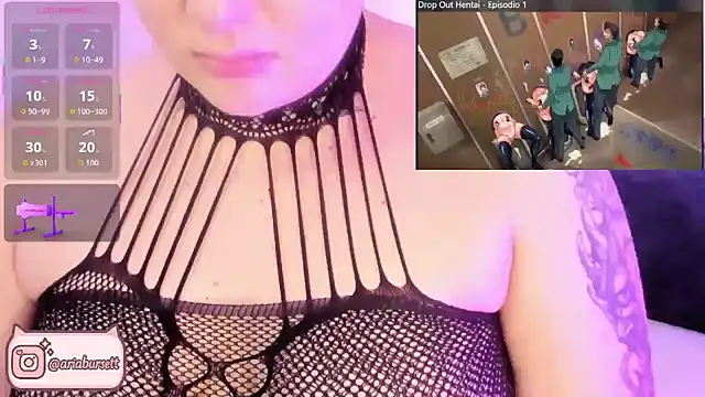 Snapshot of AriaBursett chatting on 09/29/25, 04:23 AriaBursett online show from 09/29/25, 04:23