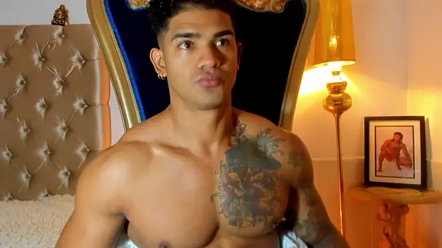 antonio  444 online show from 10/21/25, 10:27