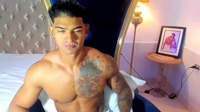 antonio  444 online show from 11/10/25, 11:31