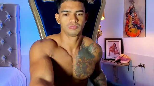 Snapshot of antonio__444 chatting on 01/15/26, 09:25 antonio 444 online show from 01/15/26, 09:25