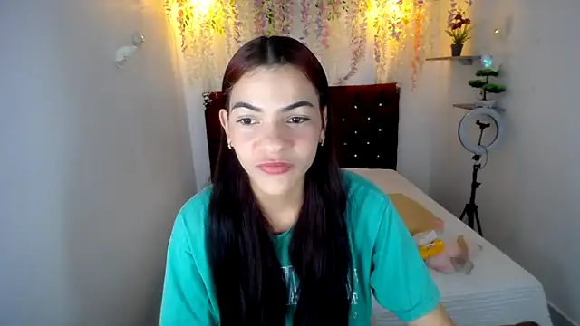 Snapshot of wild_couple_sex_69 chatting on 04/07/26, 01:11 wild couple sex 69 online show from 04/07/26, 01:11