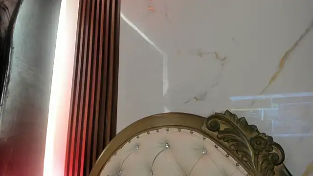 CoralieBronson online show from 10/21/25, 09:04