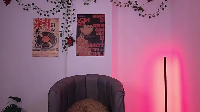 CoralieBronson online show from 07/10/26, 12:04