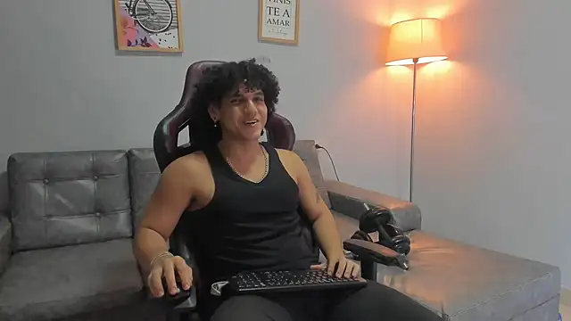 Xfire boy69 online show from 09/12/25, 08:09