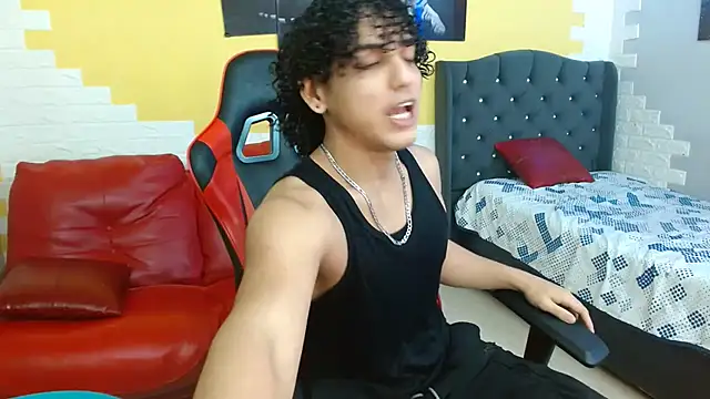 Xfire boy69 online show from 09/17/25, 04:19