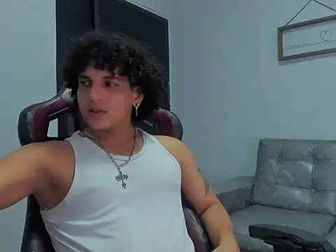 Xfire boy69 online show from 09/24/25, 02:48