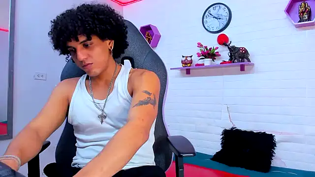 Xfire boy69 online show from 09/27/25, 08:03