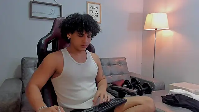 Xfire boy69 online show from 09/30/25, 02:33