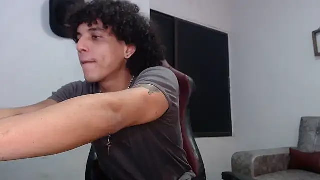 Xfire boy69 online show from 10/16/25, 03:18