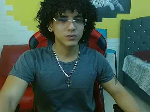 Xfire boy69 online show from 10/16/25, 04:30