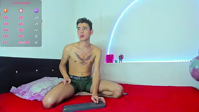 liaam mendoza online show from 09/11/25, 04:23