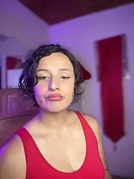 Dannaa Lovs online show from 12/15/25, 05:28