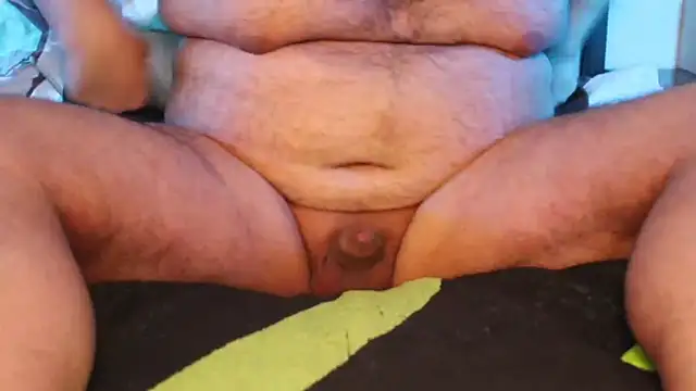 Snapshot of adrisumi chatting on 10/13/25, 02:06 adrisumi online show from 10/13/25, 02:06