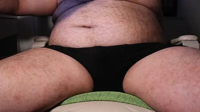 Snapshot of adrisumi chatting on 10/25/25, 03:18 adrisumi online show from 10/25/25, 03:18