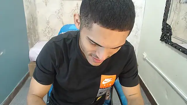 Derek Storm  online show from 11/05/25, 11:10