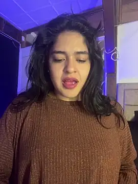 EmilyNoir1 online show from 06/05/26, 10:48