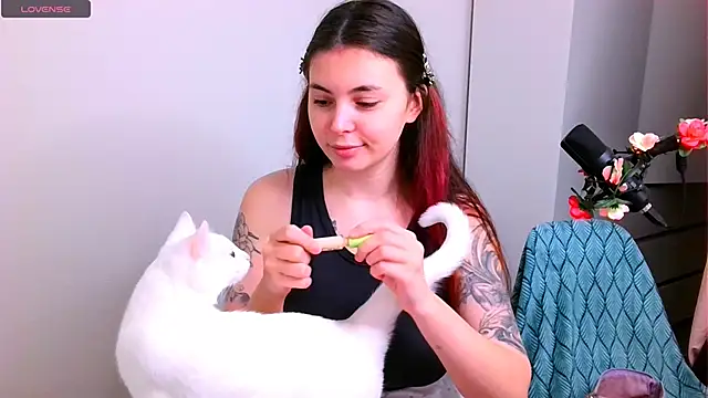 Snapshot of peachyness chatting on 12/04/25, 06:16 peachyness online show from 12/04/25, 06:16