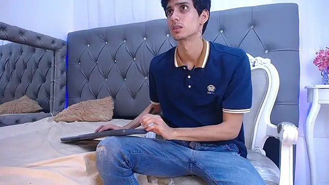 Sebalexis7 online show from 10/17/25, 03:10