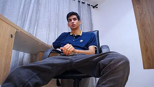 Sebalexis7 online show from 11/28/25, 03:31