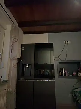 Snapshot of SweetTeenGirl chatting on 11/10/25, 06:12 SweetTeenGirl online show from 11/10/25, 06:12